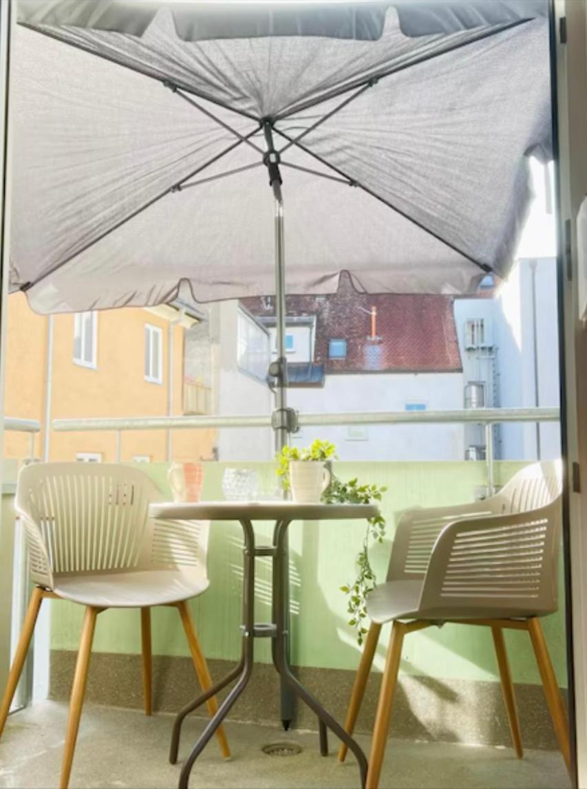 Old Town Apartment,Mit Renovierten Bad إنغولشتات المظهر الخارجي الصورة